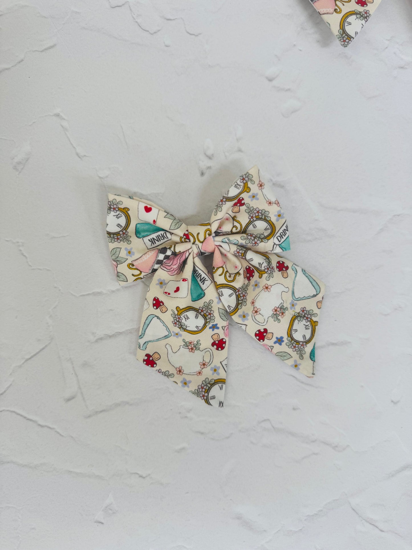 Alice in wonderland bow