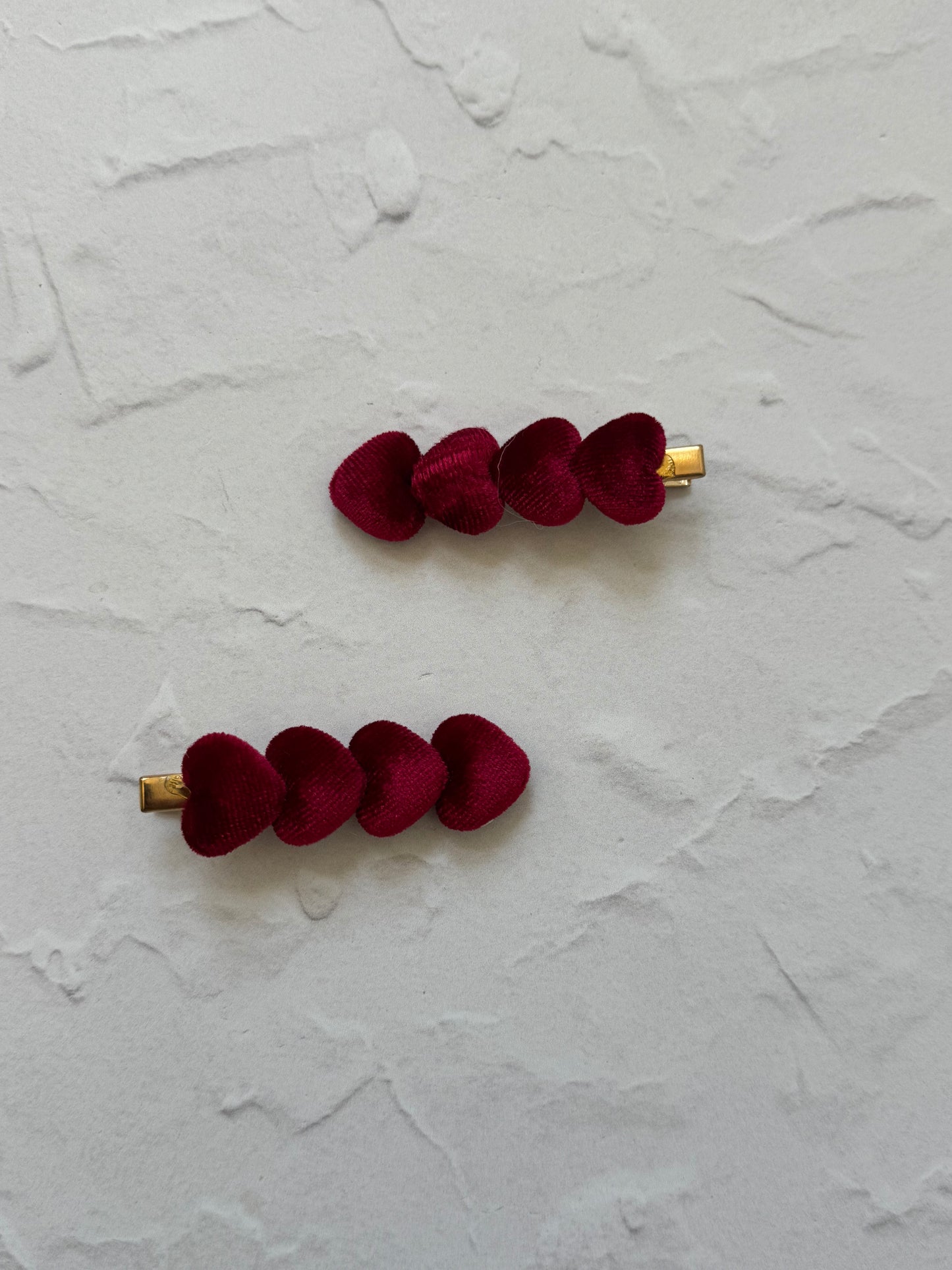 red Alligator hair clip with soft velvet hearts