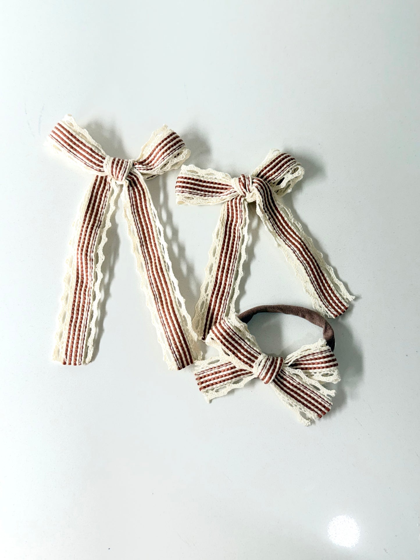 Red Holiday Market // School Girl