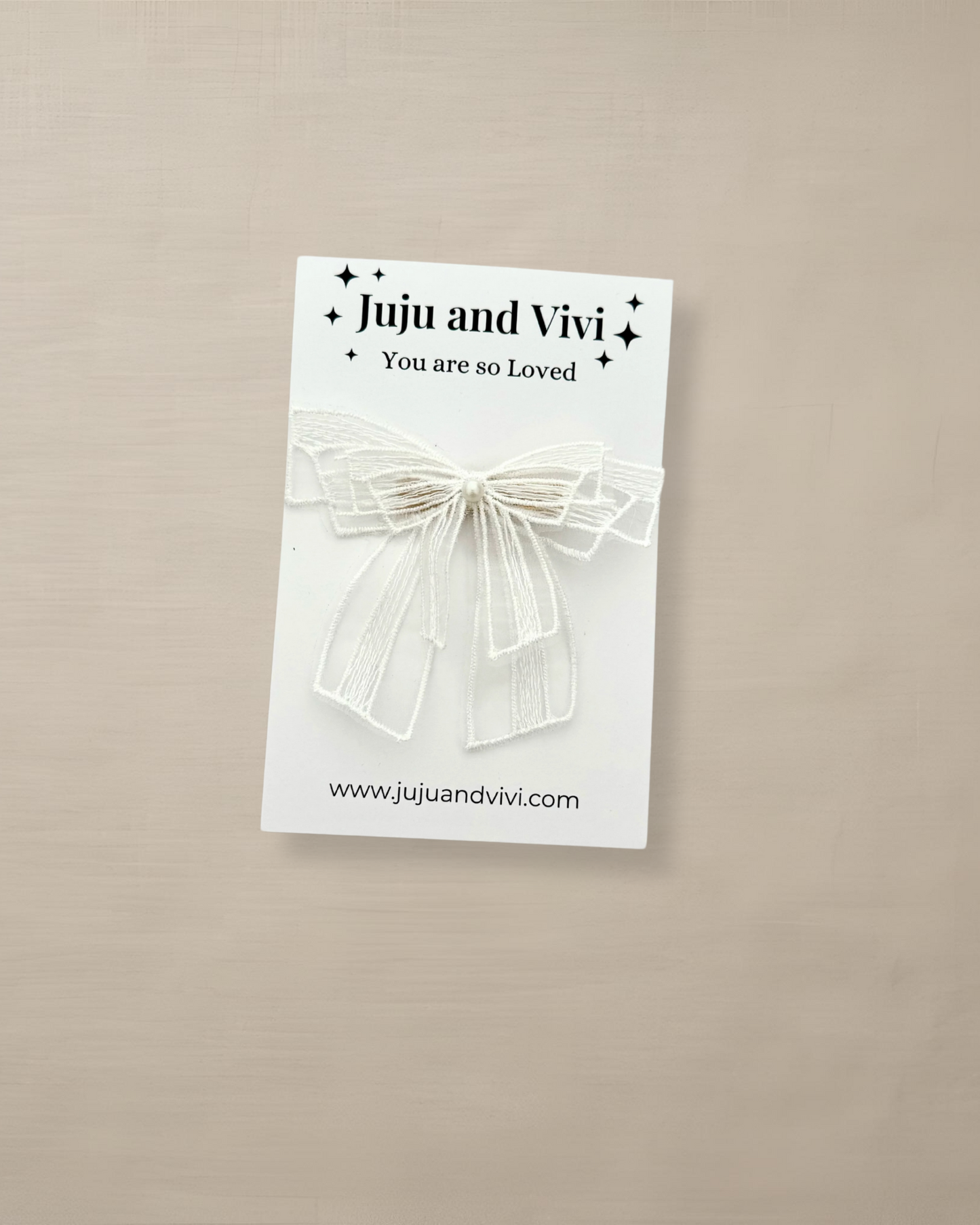 Dainty bow alligator clip 