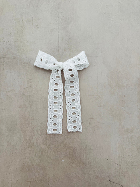 White eyelet long tail bow 