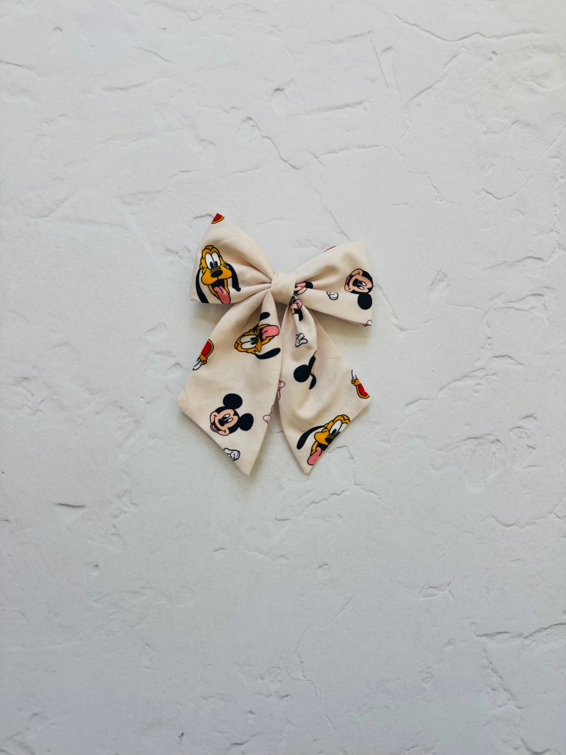 Mickie and friends hair bow 