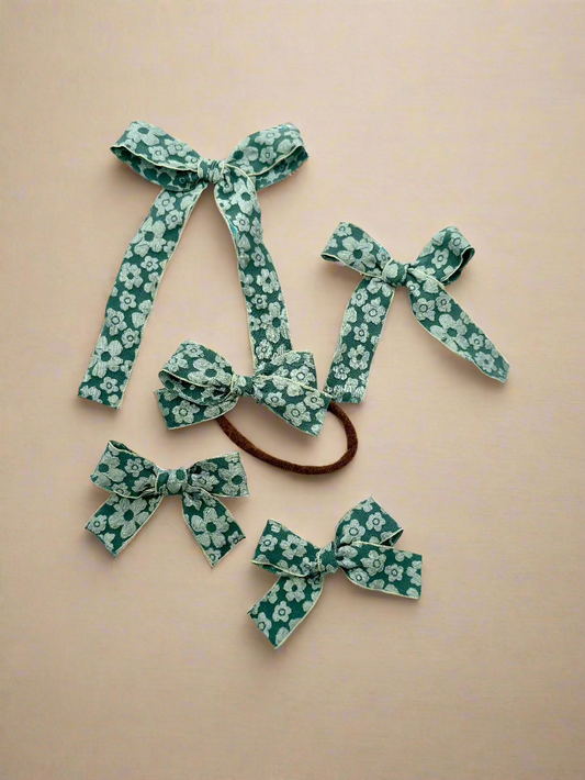 Retro daisy green