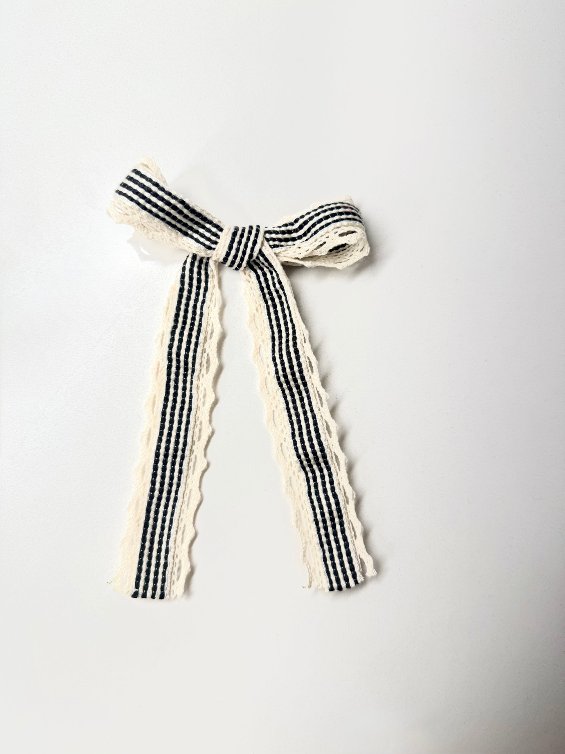 neutral striped lace bow 