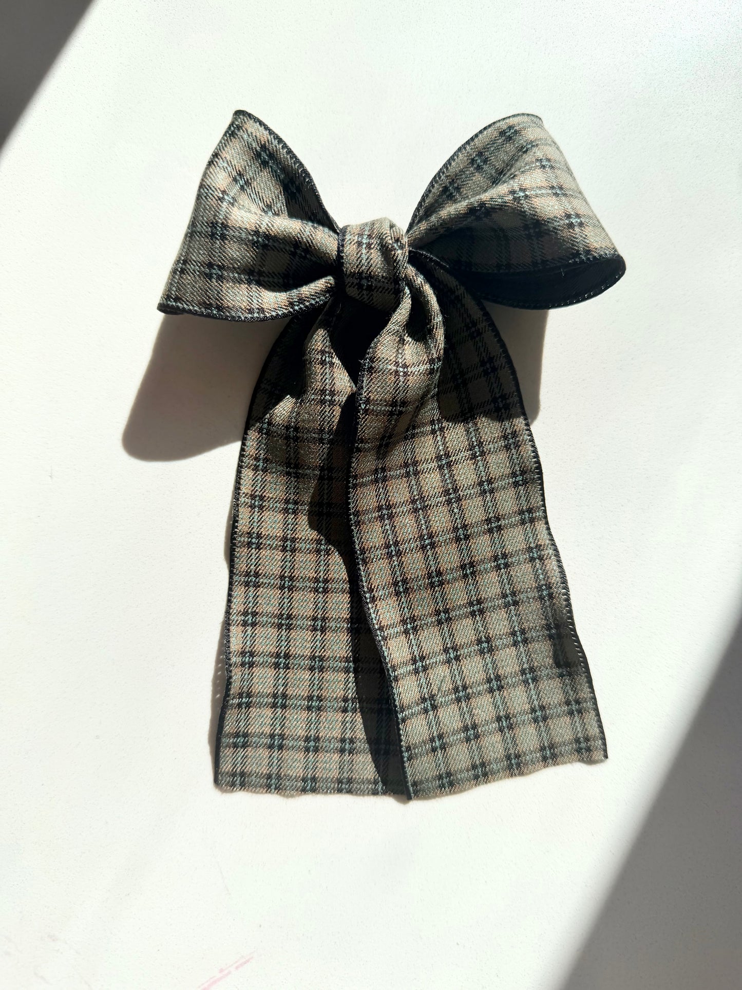 green plaid bow